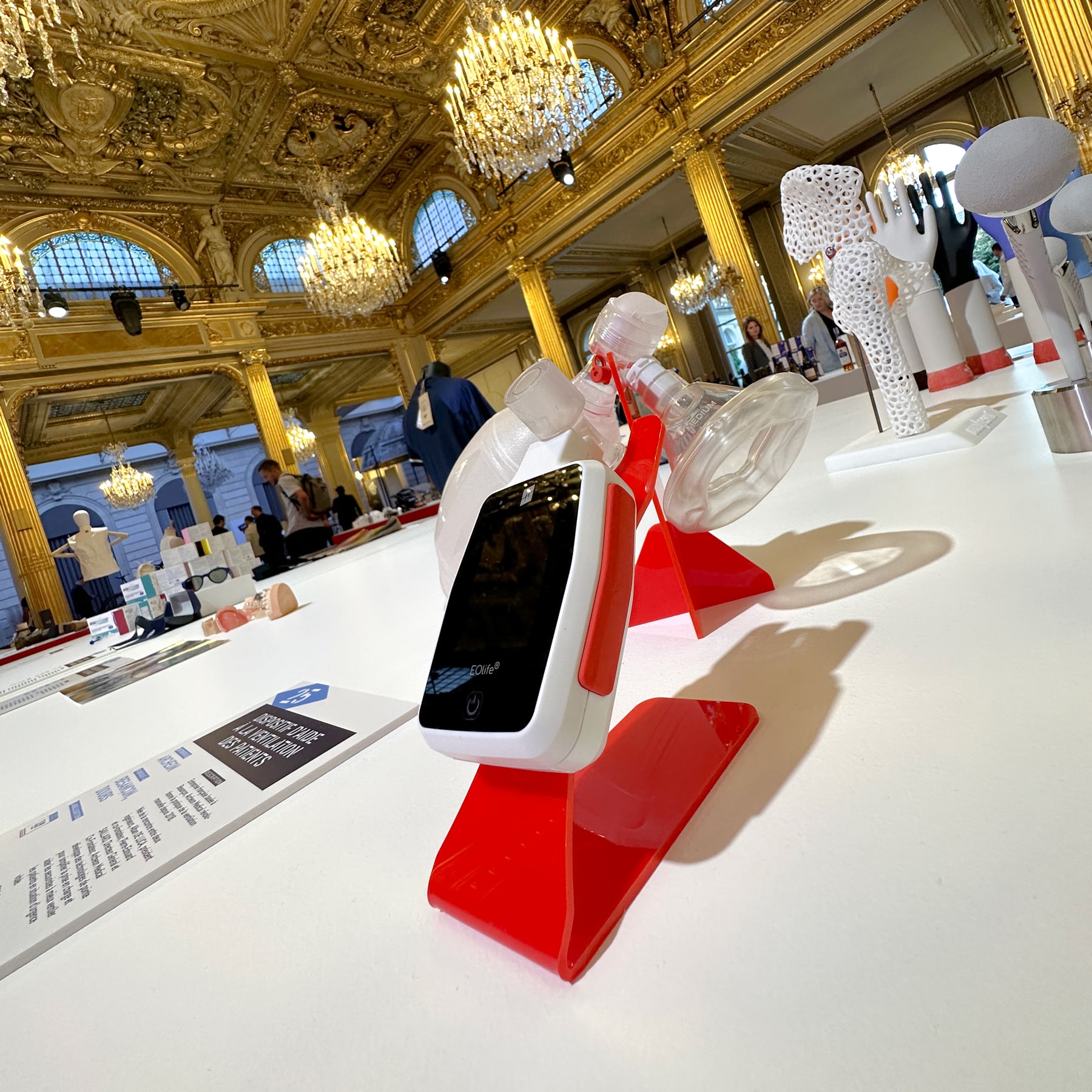 EOlife by Archeon Medical, made in France innovation exhibited at the Elysée Palace